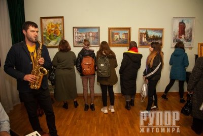 У Житомирі відкрилась виставка Артура Хачатряна «Ключі від міста»