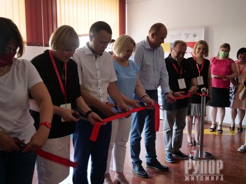У Житомирі відкрили тренінговий центр для навчання студентів-медиків
