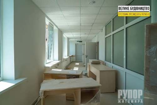 На Житомирщині триває реконструкція приміщень обласної клінічної лікарні. ФОТО