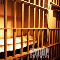 Поліцейські завершили розслідування розбійного нападу у Житомирі: обвинуваченому загрожує ув’язнення