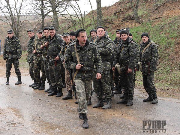Зараз має «говорити» лише зброя, головна «зброя» українців – патріотизм! Зараз має «говорити» лише зброя, головна «зброя» українців – патріотизм!