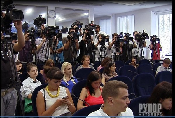 Геннадій Зубко: Найближчим часом буде вирішено питання ввезення несертифікованих в Україні ліків для потреб АТО Геннадій Зубко: Найближчим часом буде вирішено питання ввезення несертифікованих в Україні ліків для потреб АТО