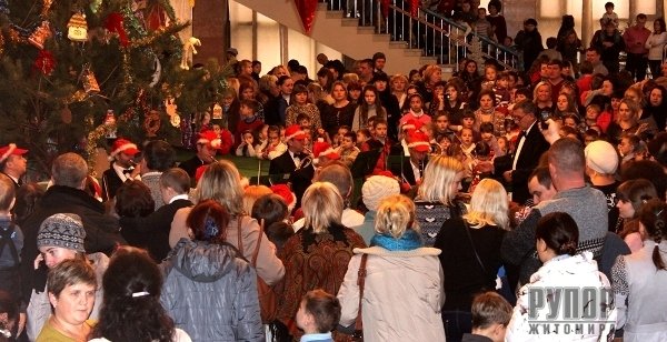 � ������� ���������� ����� г���� ��� 100 ���� � ���������� ���������