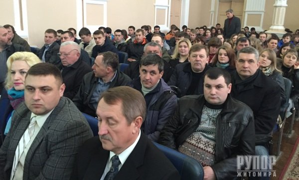 Народний депутат від «Батьківщини» Вадим Івченко на Житомирщині: Якщо терміново не прийняти відповідні закони, то фермерство буде знищено Народний депутат від «Батьківщини» Вадим Івченко на Житомирщині: Якщо терміново не прийняти відповідні закони, то фермерство буде знищено