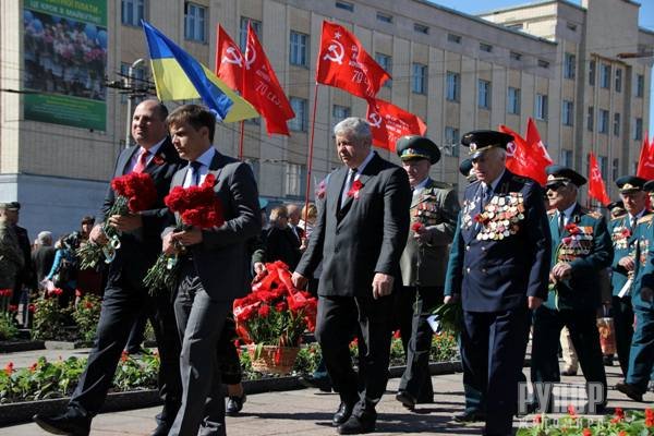 Житомирська журналіст вимагає вибачитися депутату від «Блоку Порошенка» перед мільйонами закатованих радянським режимом українців Житомирська журналіст вимагає вибачитися депутату від «Блоку Порошенка» перед мільйонами закатованих радянським режимом українців