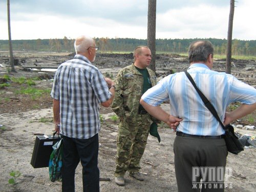 На Житомирщині продовжується боротьба з незаконним видобутком корисних копалин На Житомирщині продовжується боротьба з незаконним видобутком корисних копалин