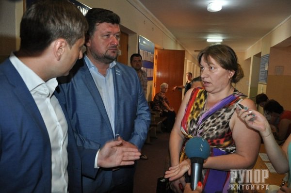 Губернатор Житомирщини взявся за перевірку роботи управлінь соцзахисту. ФОТО Губернатор Житомирщини взявся за перевірку роботи управлінь соцзахисту. ФОТО