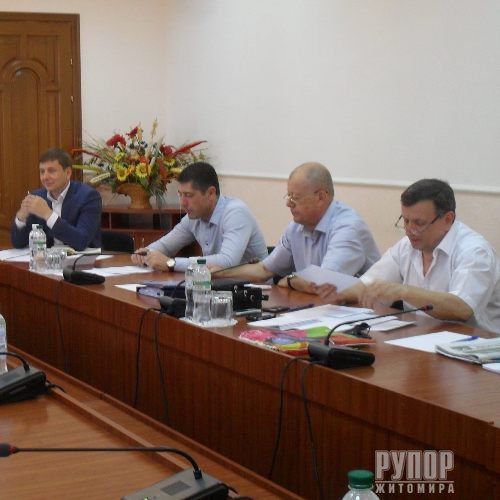 На засіданні президії Житомирської обласної ради погоджено утворення 9 перших об’єднаних територіальних громад На засіданні президії Житомирської обласної ради погоджено утворення 9 перших об’єднаних територіальних громад