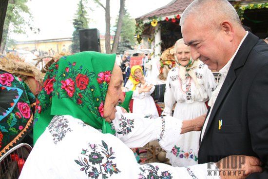 Бовсунівські бабусі. Життя тільки починається Бовсунівські бабусі. Життя тільки починається