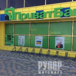            볺