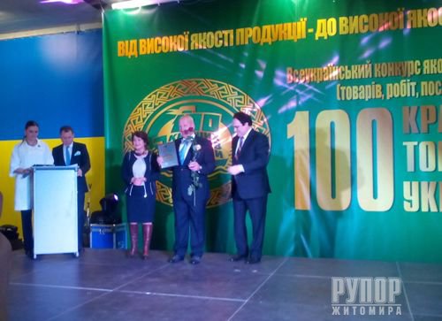      100   