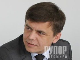 Перші 100 днів Сергія Сухомлина на посаді мера Житомира: Рух ЧЕСНО вимагає публічного звіту Перші 100 днів Сергія Сухомлина на посаді мера Житомира: Рух ЧЕСНО вимагає публічного звіту