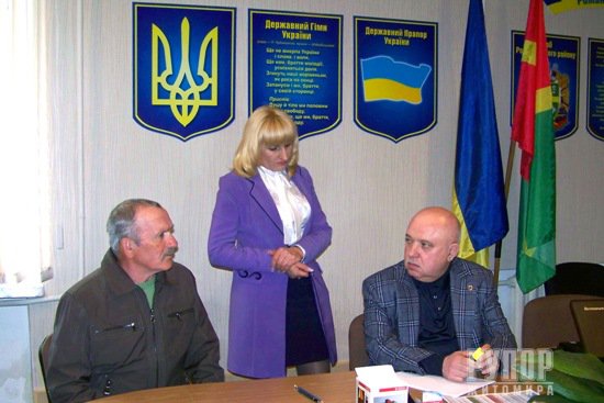 Треба дякувати Богу та людям за те, що вони терплять таку владу, - Віктор Развадовський Треба дякувати Богу та людям за те, що вони терплять таку владу, - Віктор Развадовський
