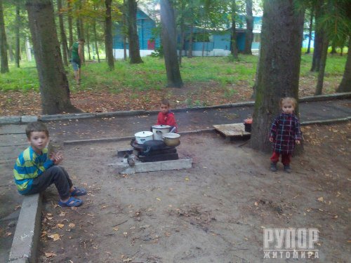 Что же будет с санаторием «Тетерев» и с переселенцами на Житомирщине? Что же будет с санаторием «Тетерев» и с переселенцами на Житомирщине?