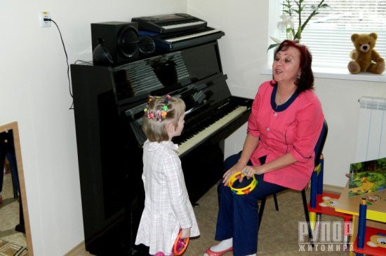 У комунальному закладі Житомирської обласної ради лікарі попереджають інвалідність у дітей У комунальному закладі Житомирської обласної ради лікарі попереджають інвалідність у дітей