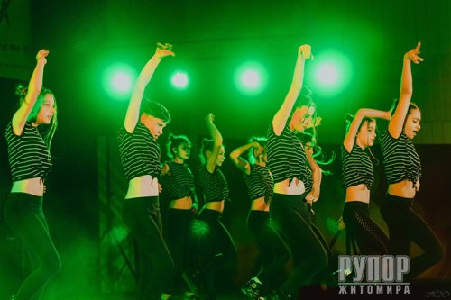       DANCE-2017. 