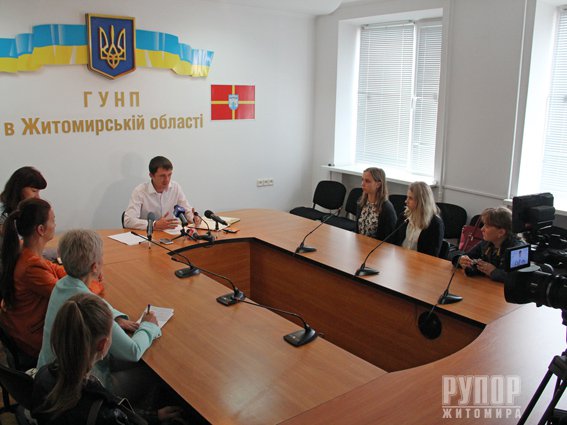 У Житомирі поліцейські працюють над покращанням якості досудового розслідування. ФОТО У Житомирі поліцейські працюють над покращанням якості досудового розслідування. ФОТО