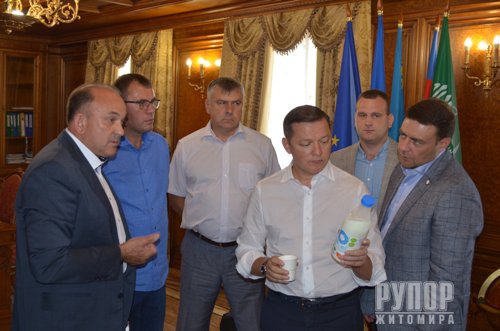 Олег Ляшко: Національна ідея – це корова в кожному сільському дворі Олег Ляшко: Національна ідея – це корова в кожному сільському дворі