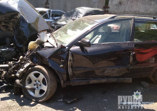   Volkswagen Passat   . 