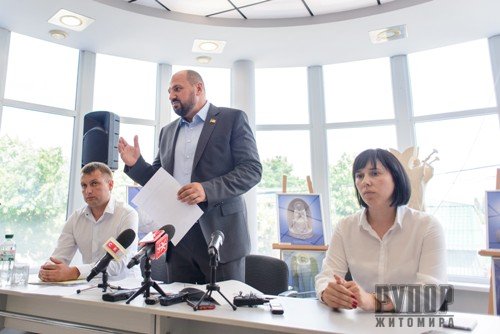 �������� ��������� ���� ����� ����� ���� �� 100 ���. ���., �� ������� �� ������ ���� � �������