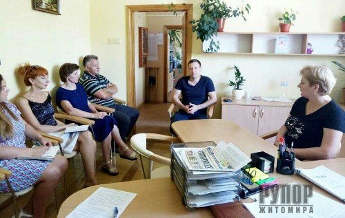 Учасник АТО з Бердичева отримає стартовий капітал для відкриття бізнесу від служби зайнятості Учасник АТО з Бердичева отримає стартовий капітал для відкриття бізнесу від служби зайнятості