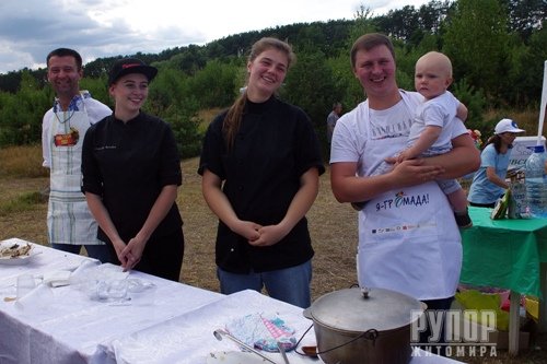 � �������� ������ ������ ������� �������� ������ ��������� "Fish Food Fest"