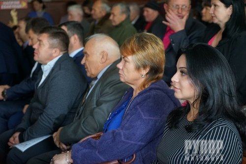 Сергій Крамаренко відвідав підопічних Коростенського геріатричного пансіонату Сергій Крамаренко відвідав підопічних Коростенського геріатричного пансіонату