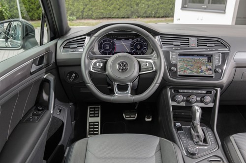   : Volkswagen Tiguan Comfort Edition  819 802 