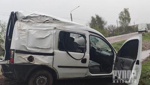 �� ����������� �Opel Combo� ������� � ������ �� ������ - ���� ���� � ���� ��䳿