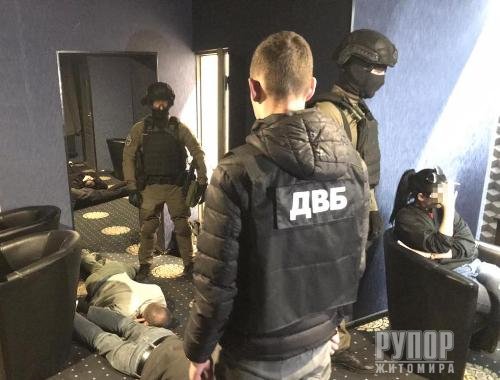 � ������� ��������� ����� �� �������� ������� ���������� � ��������� ��������� ����