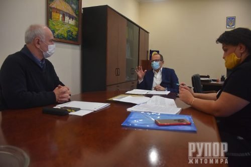 Володимир Федоренко зустрівся з представниками Товариства Червоного Хреста України Володимир Федоренко зустрівся з представниками Товариства Червоного Хреста України