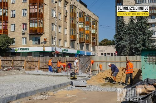 � ������� ����������� 50-�������� �������� �� 30-���� ����������� ������