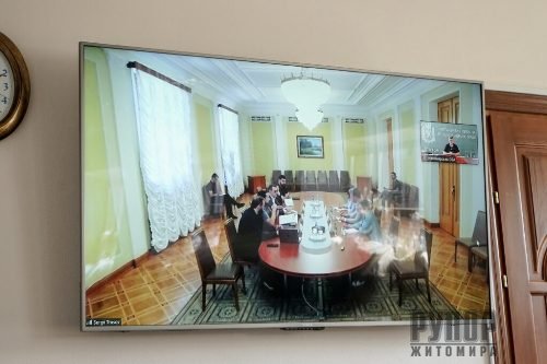 ������� ����������� ���� ����������� ���������� �������������� �����������, � ³���� �������