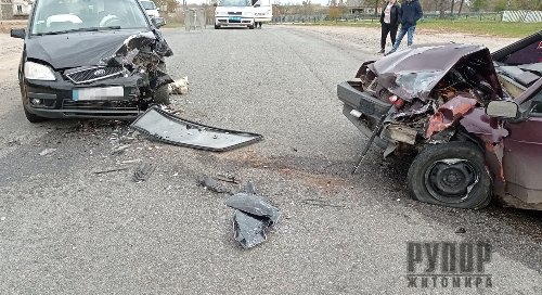 �� ����������� � ��� ��������� ������ �Ford� � �����-���������� ������