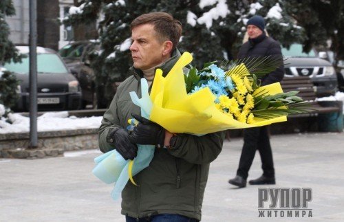 ³����� ������������� ������� ������ � ���� �������� ��� ������