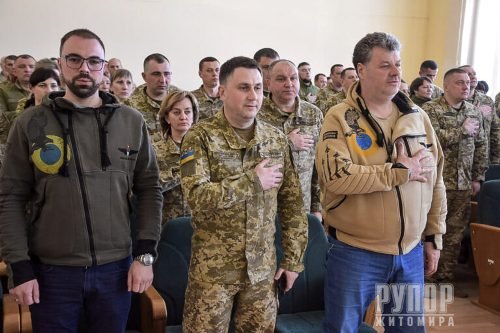 ������������� �������� ������, �� ���� �����, ���������� ������ �� ������� ����� ��������, � ³���� �������