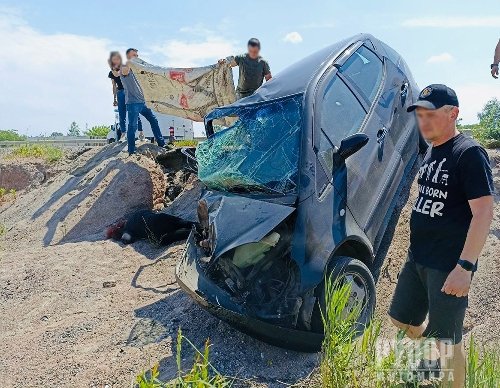 ϳ     Ford Scorpio  Mercedes-Benz -  