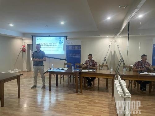 ���� ��� � ���� �� ���������� ������������, � ³���� ����������