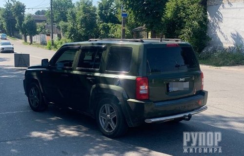       Jeep Patriot  9- 