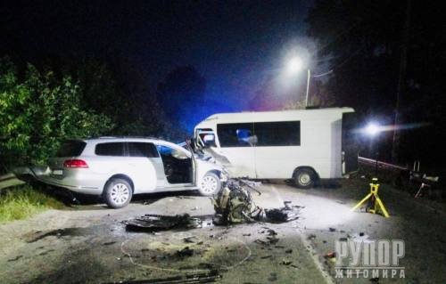      Mercedes Sprinter  Volkswagen Passat -  7 