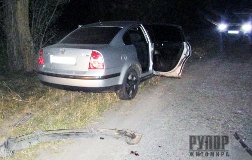     Volkswagen Passat    24- 