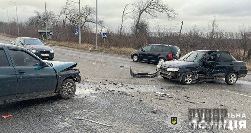 ������ ������� ��� � ������������ ����� ����� � �������������� ������