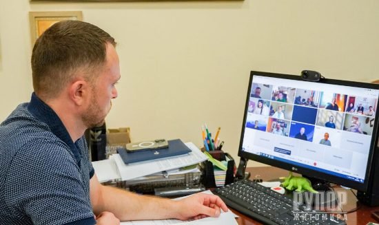 ³ : ϳ      .     ( )