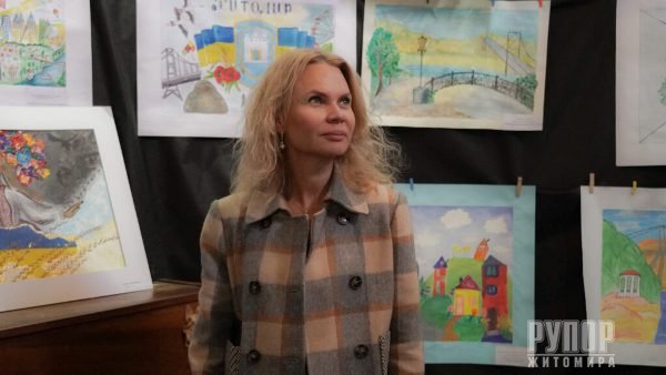 -       :     . . ²