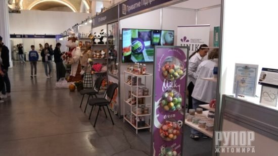 ��������� ������������ ���� ������ � ���������� �����-����� ��������� � �������