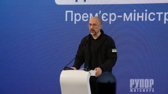 ��������� ������������ ���� ������ � ���������� �����-����� ��������� � �������