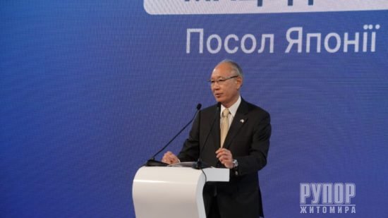 ��������� ������������ ���� ������ � ���������� �����-����� ��������� � �������