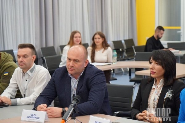 ���� �������� ���� ������ � ������� � ������������� ���������� � ����������� ����������