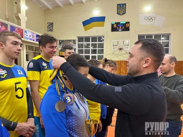 ϳ������� ���������: � ������� ������� �������� �������� ������ � ��������� ������