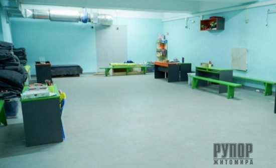 ³ : ³      㳿 , ,   